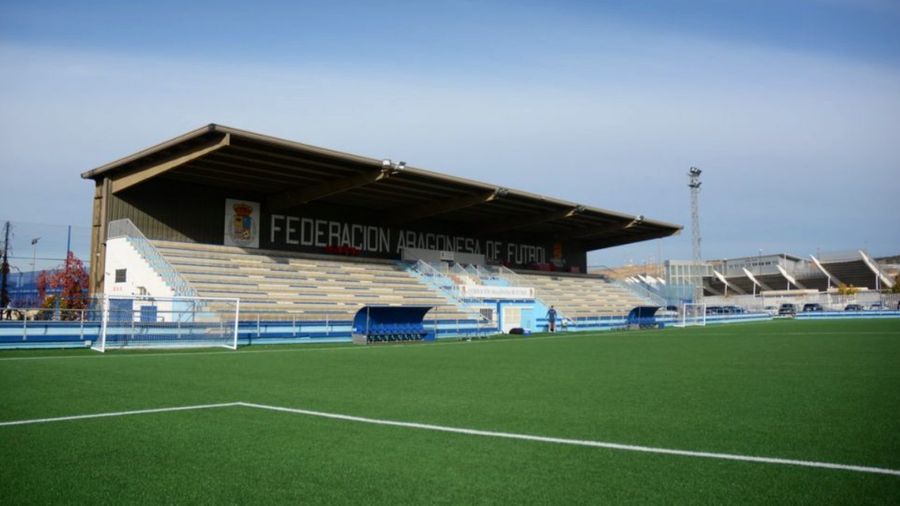 Estadio Pedro Sancho — Tribuna lateral